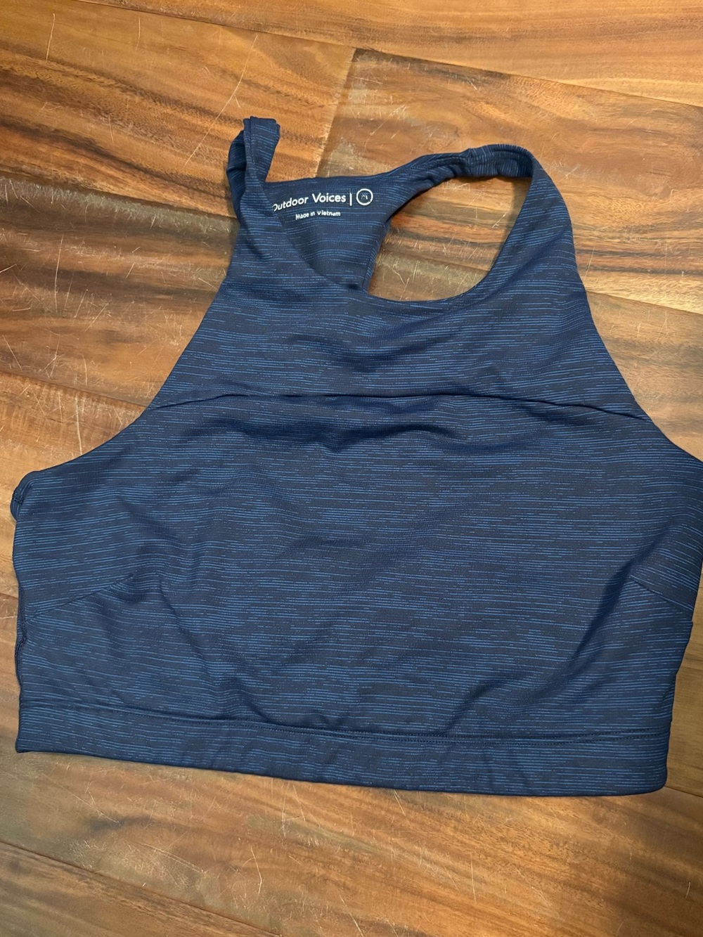 Outdoor Voices Navy Sports Bra Womenโs Medium Longline Low Impact Athletic (1326